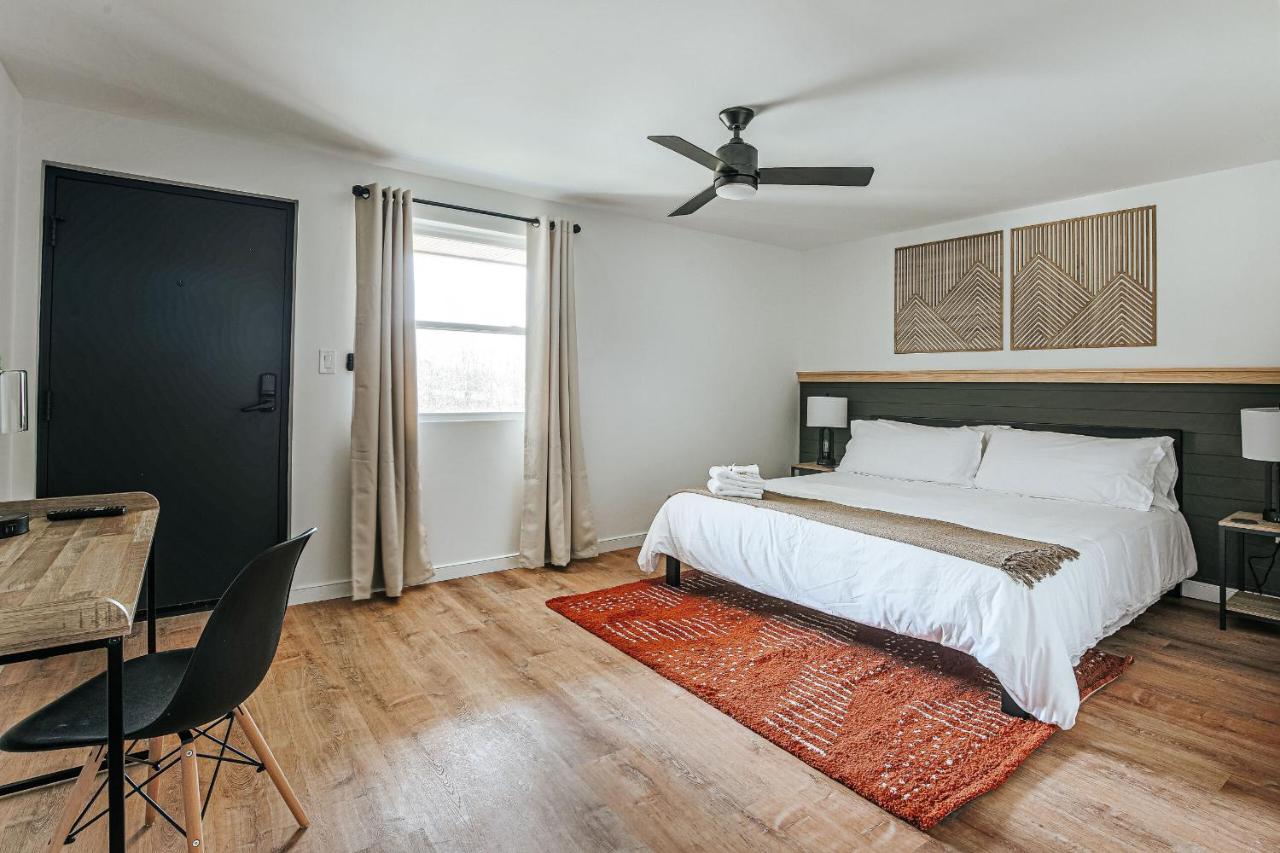 Grey Pine Lodge Waynesboro Habitación foto